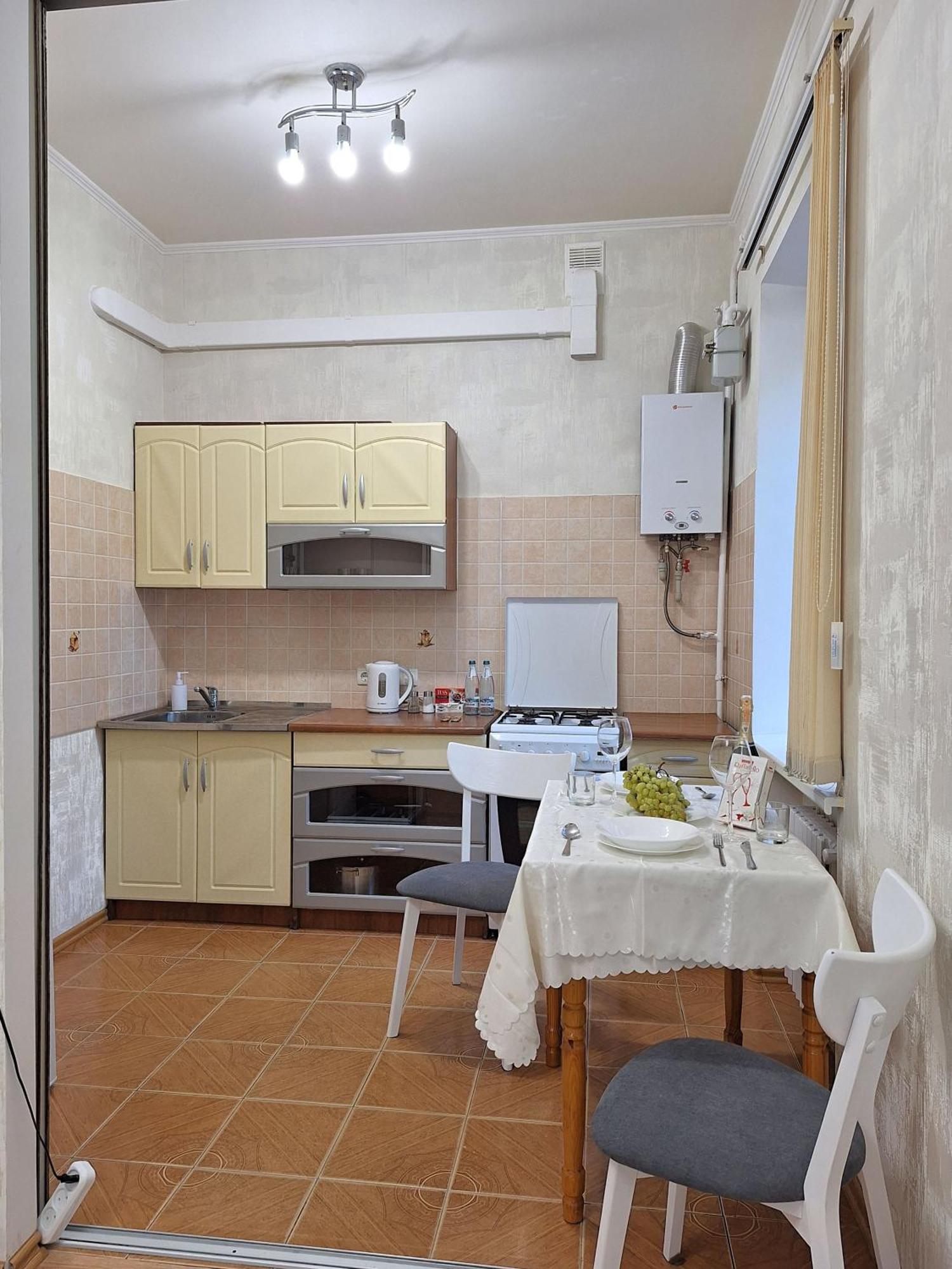 Однокімна Квартира Біля Каштанової Алеї У Центрі Полтави Мережа Alexapartments Документи Для Відряджень Безконтатне Заселення 24-7 Poltava Exterior photo
